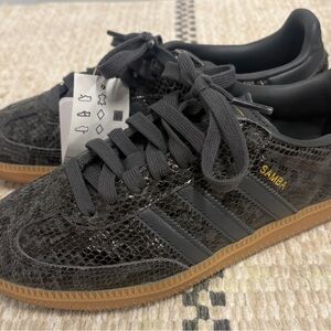 SIZE 6 WOMENS - NEW Adidas Samba OG W Snakeskin Black